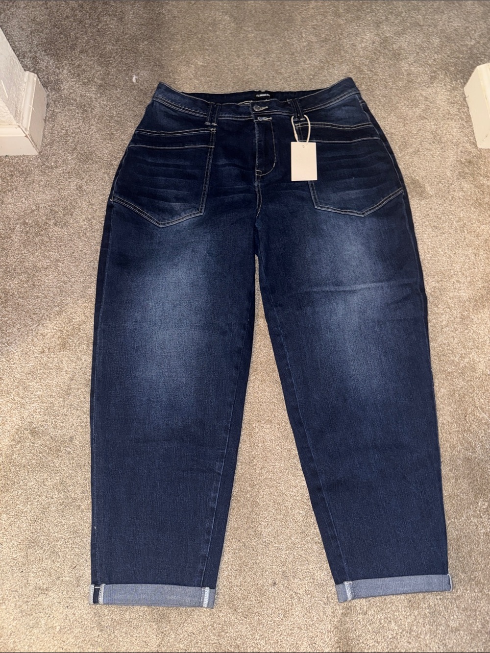 Women's Dark Blue Boyfriend Jeans with Front Pockets